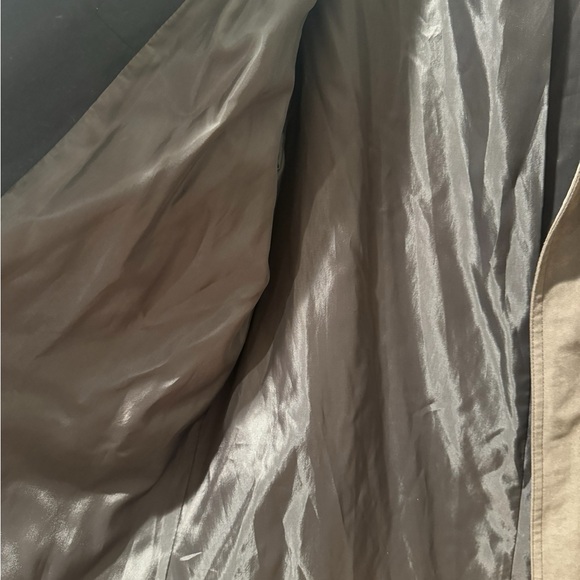 GALLERY Contrast Trim Rain Coat - Picture 7 of 8